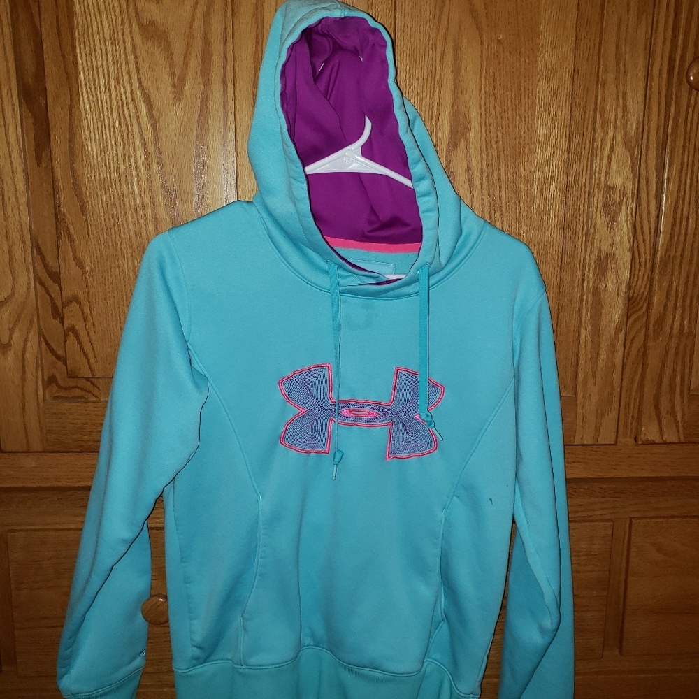 EUC UA Storm Hoodie